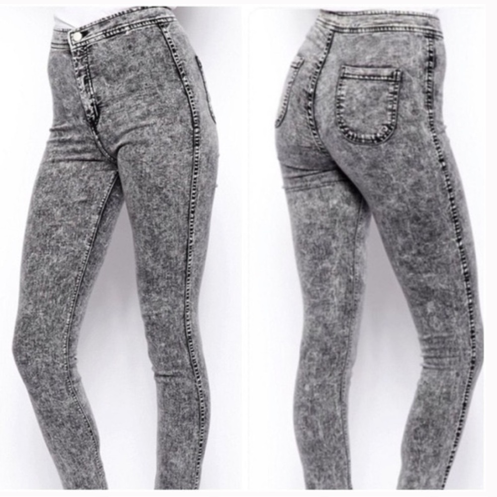 American Apparel Acid Wash Easy Jeans, Medium